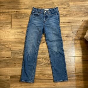 Levi’s wedgie strait leg jeans